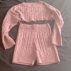 Adorable pale fuchsia knitted sweater crop top with matching shorts